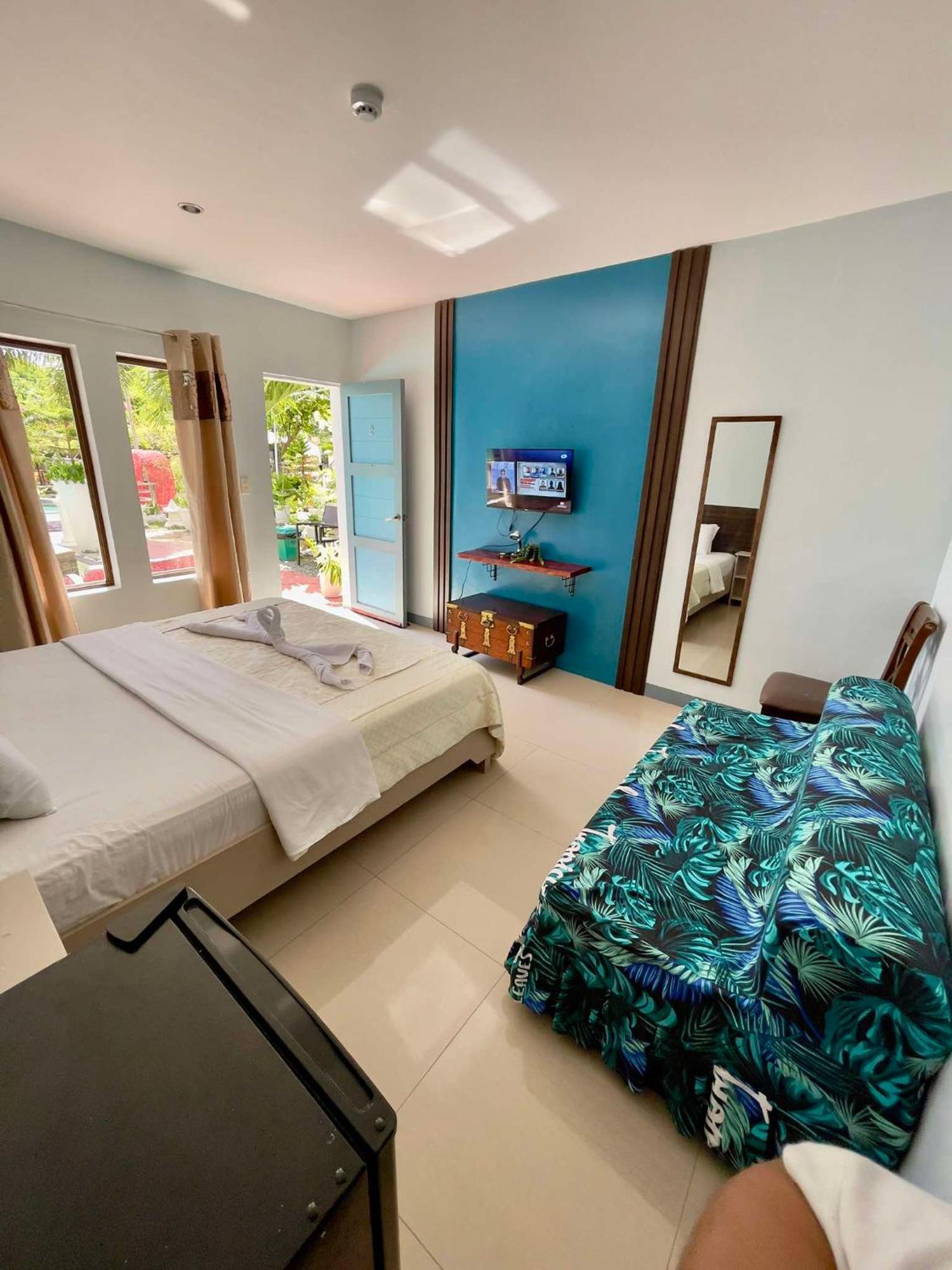 Little Rock Cebu Hotel Lapu-Lapu City Exterior foto