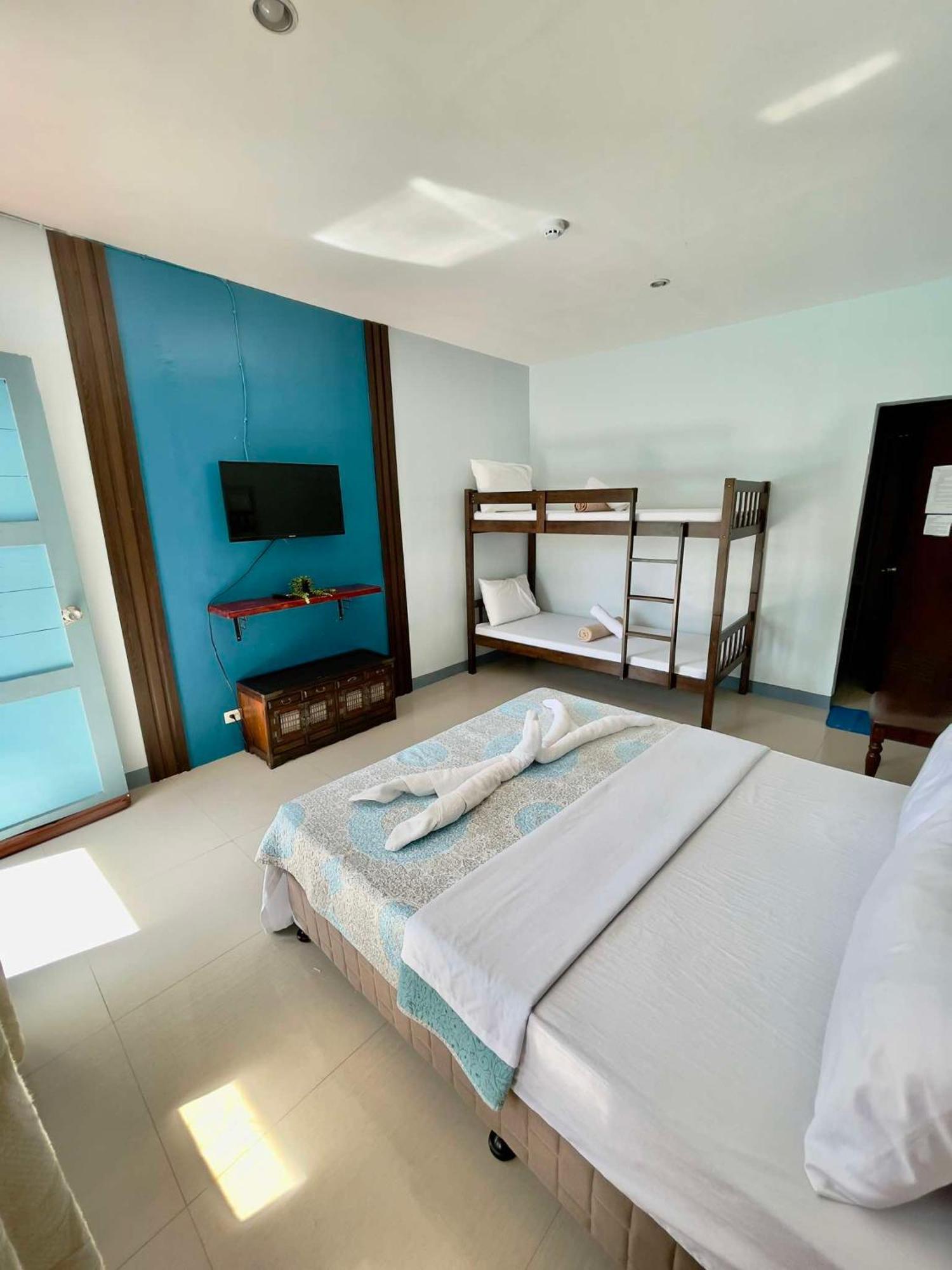 Little Rock Cebu Hotel Lapu-Lapu City Exterior foto