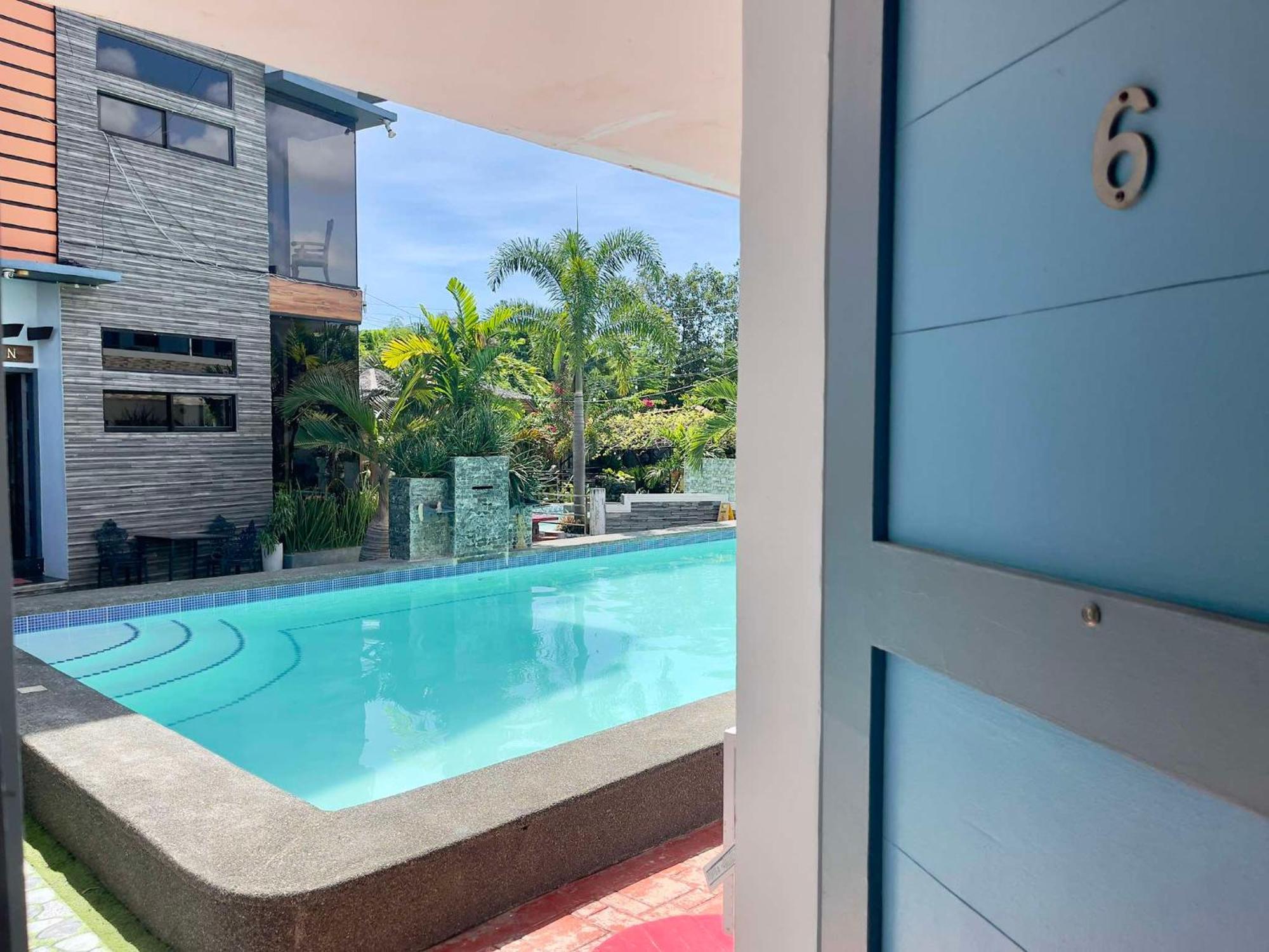 Little Rock Cebu Hotel Lapu-Lapu City Exterior foto